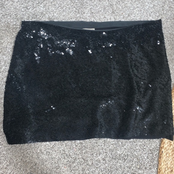 Haute Hippie black sequin mini skirt - Picture 2 of 3